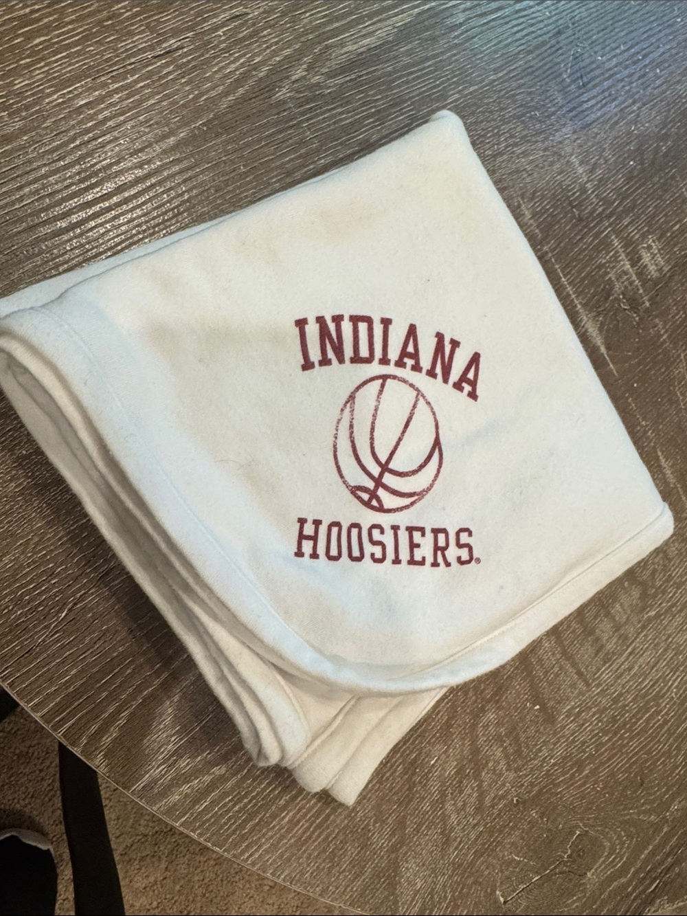 Indiana Hoosiers Cream Basketball Throw Blanket